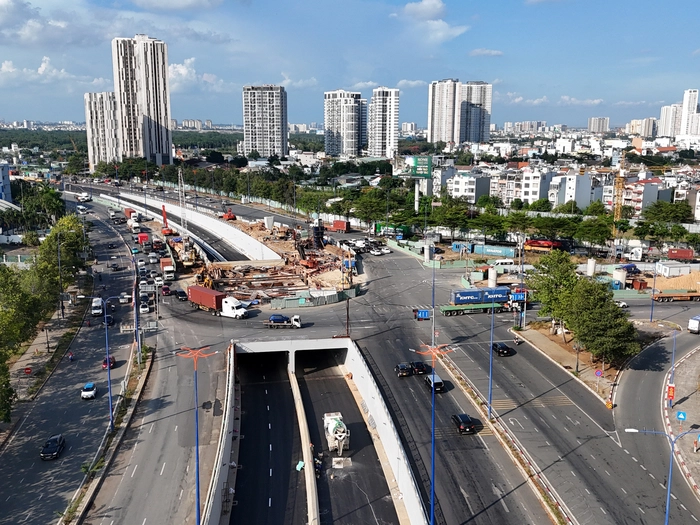 An Phu Underpass Open to Traffic | Key Infrastructure Boosts Thu Duc Traffic Flow