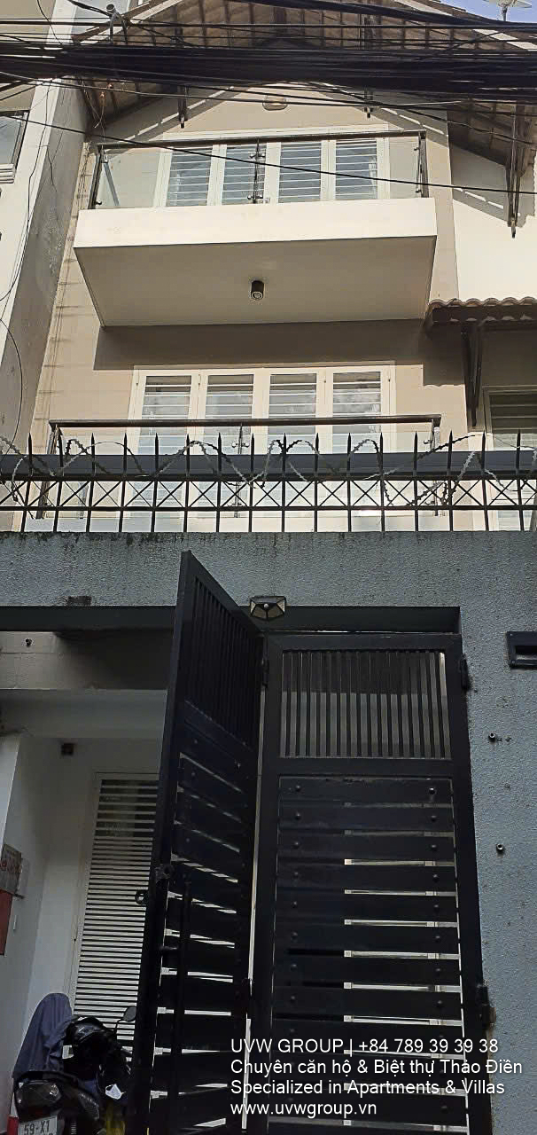 House for Sale in Thao Dien | Nguyen Van Huong Street | 105m² | 3 Floors | 25 Bilion VND