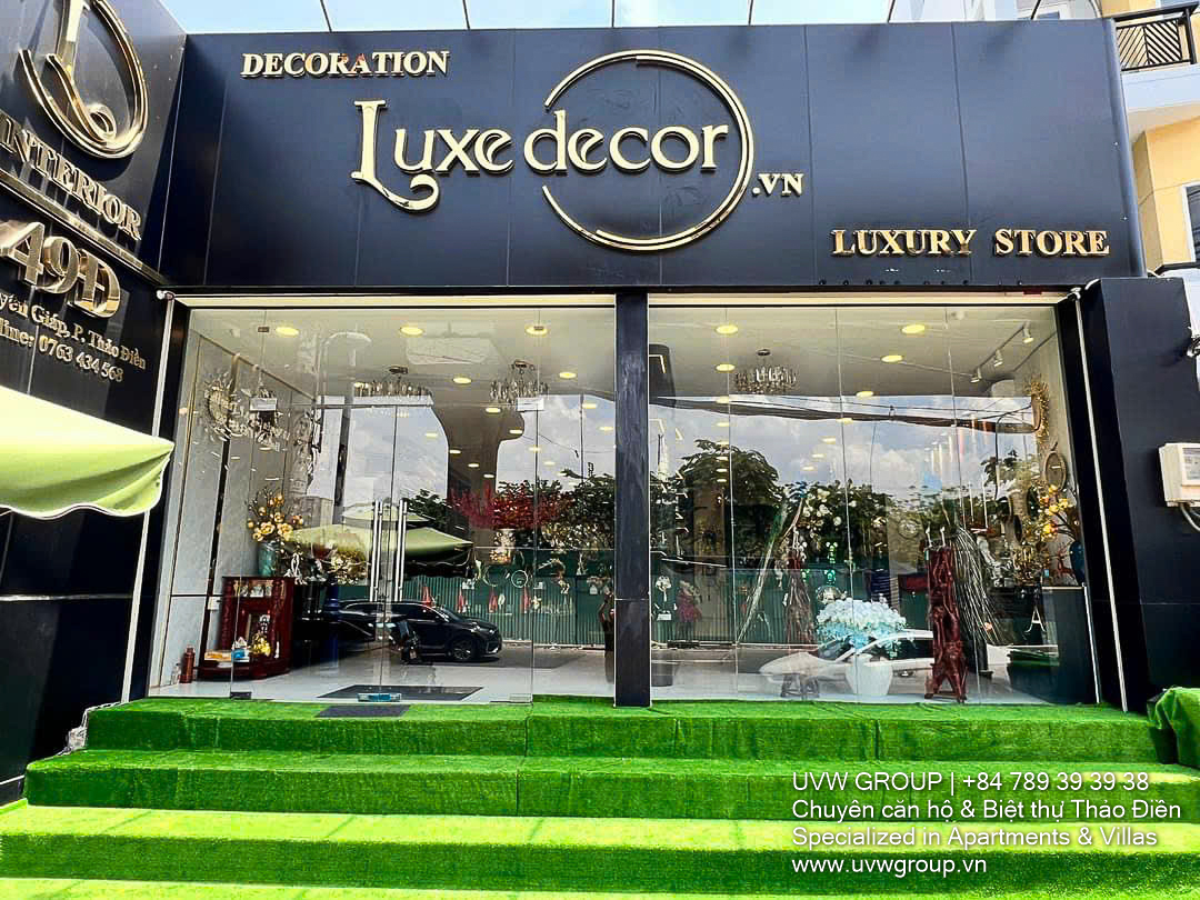 Cho thuê phòng trưng bày tại Xa lộ Hà Nội, Thảo Điền | 187m² | 3.000 đô la