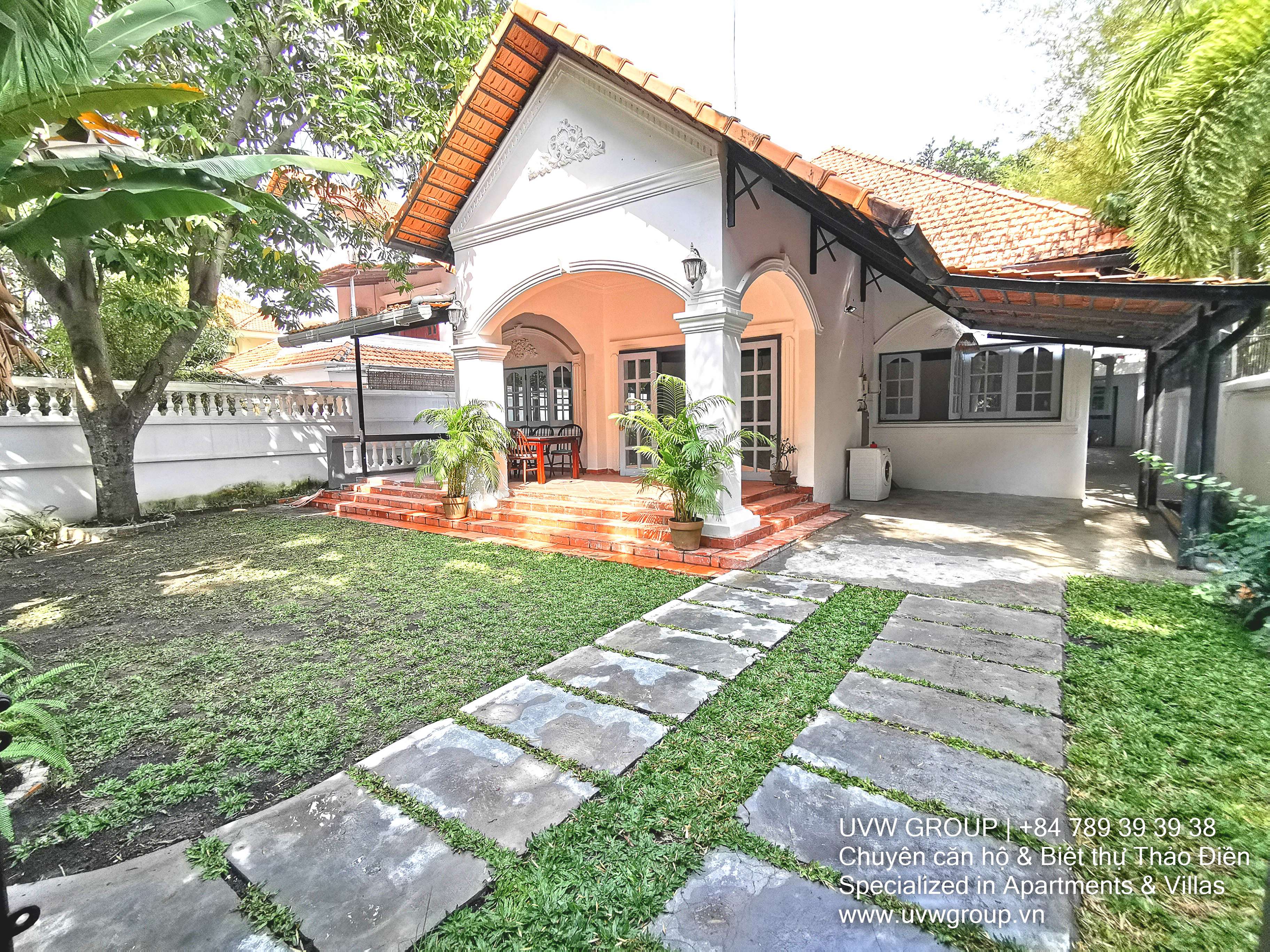 Nhà cho thuê tại Thảo Điền | 3PN | 200m² | $2,500