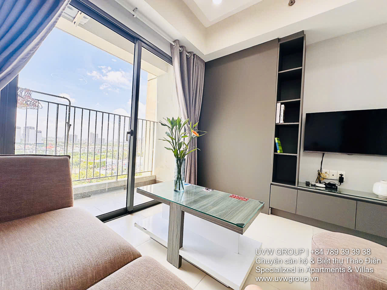 Apartment for Rent in Masteri Thao Dien Tower 5 | 2BR | 70m² | $880