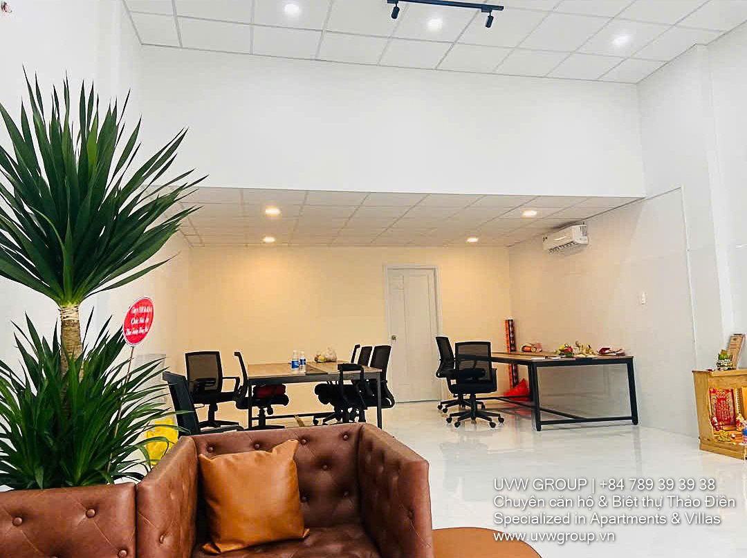 Cho thuê văn phòng đường Thái Lý, Thảo Điền | 5.5x12.5m | Tầng lửng | 28 triệu/tháng