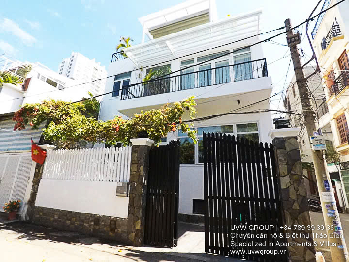 Nhà ven sông cho thuê tại Thảo Điền | 5PN | 150m² | $2,570