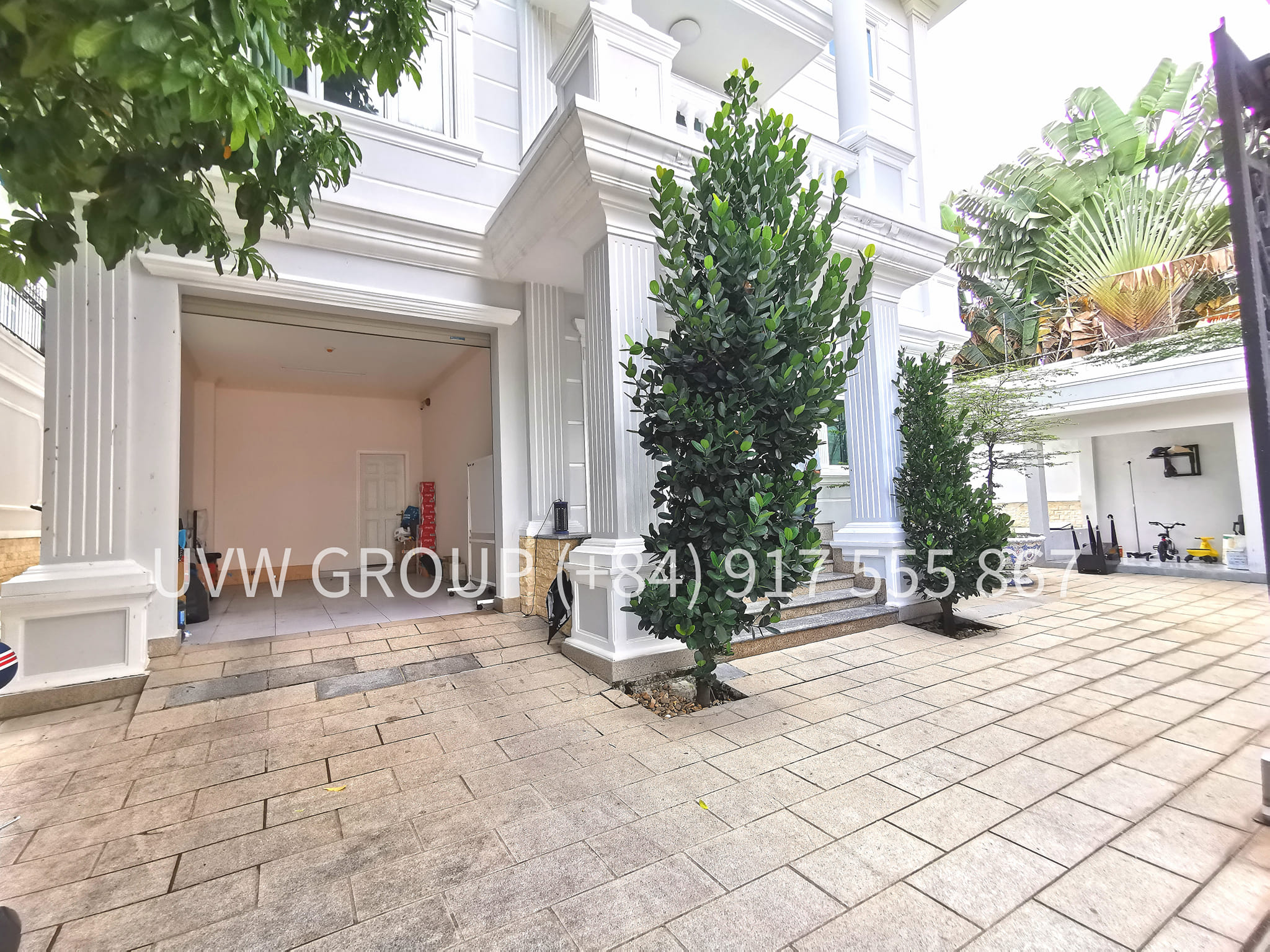 Biệt thự cao cấp cho thuê tại Thảo Điền | 500m² | 5 phòng ngủ | Hồ bơi | 125 triệu đồng