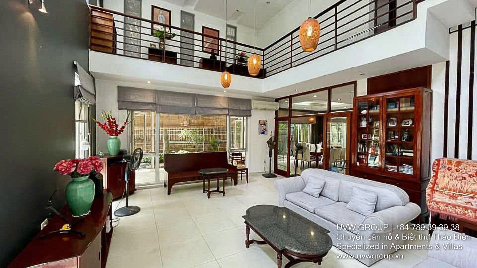 Biệt thự cho thuê tại Thảo Điền Compound | 4PN | Hồ bơi & Sân vườn | $3,850 Bao gồm Thuế