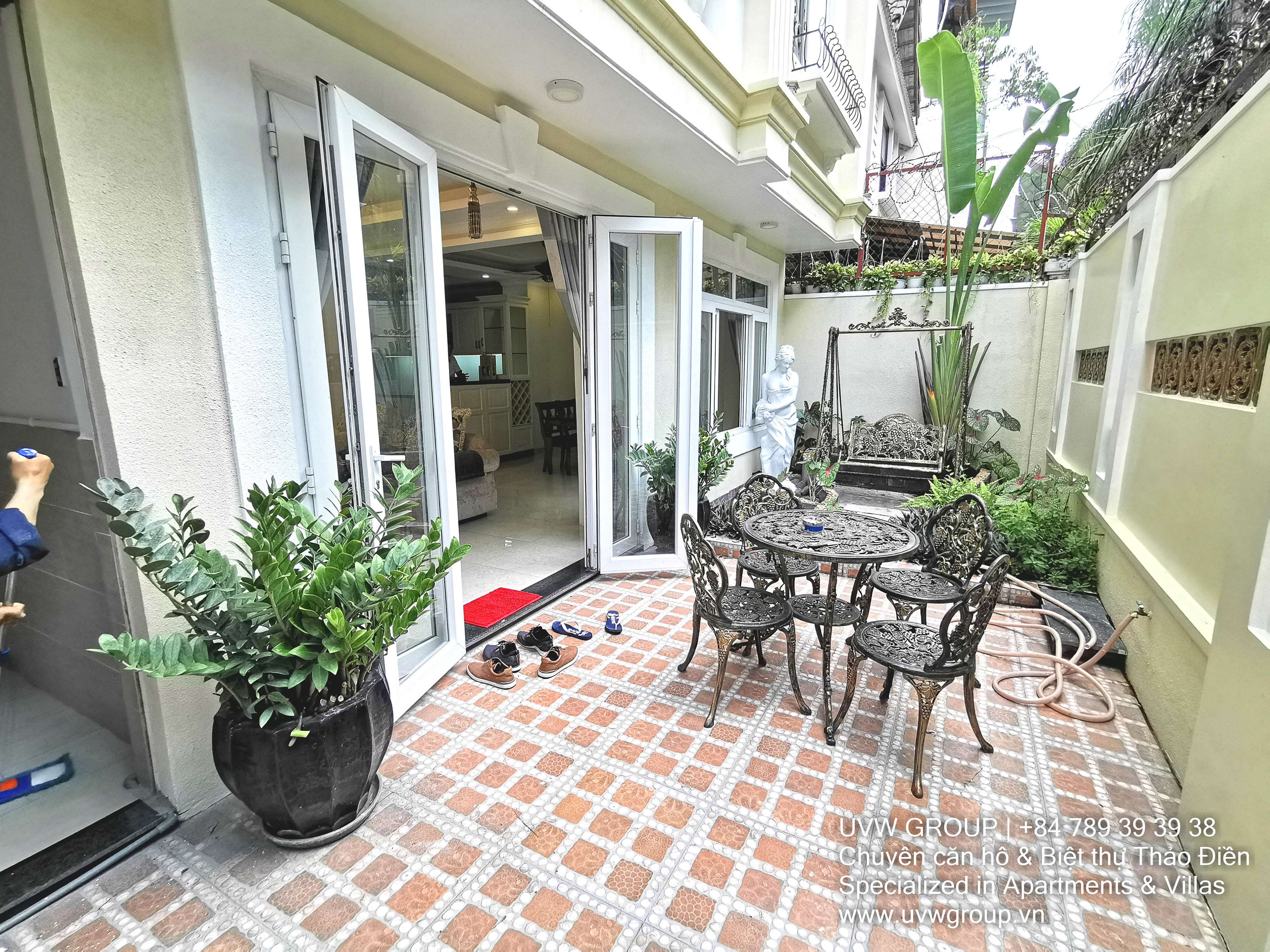 Nhà cho thuê tại Thảo Điền | 3PN | 88m² | Nội thất sang trọng | $1,800