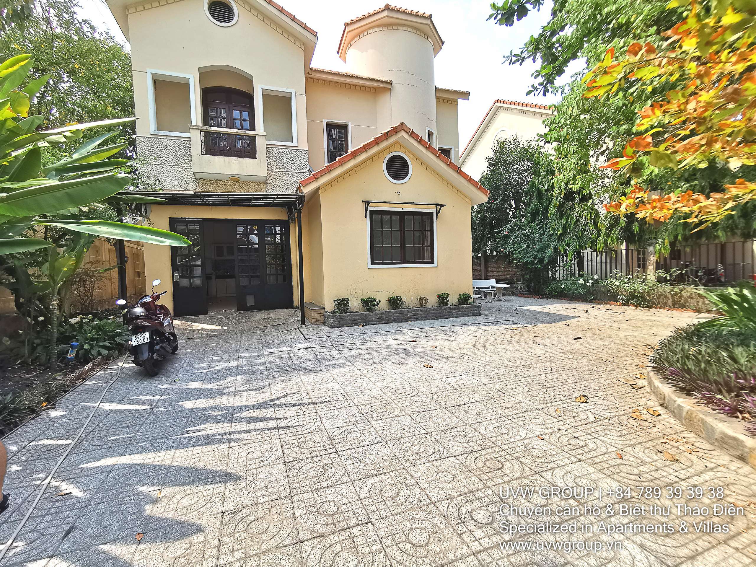 Villa for Rent in Thao Dien | 3BR | 400m² | Pool & Garden | $3,000