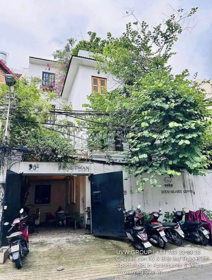 Cho thuê biệt thự đường Xuân Thủy, Thảo Điền | 160m² | 5 phòng ngủ | 3.500 đô